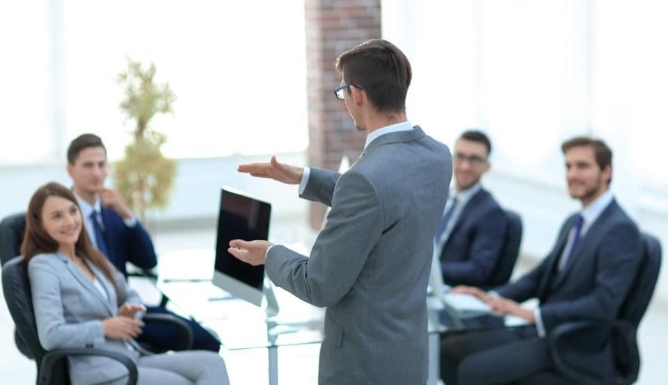 آموزش مدیران و روسا